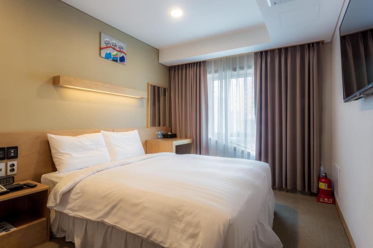 Hotel Floral Namsan Myeongdong